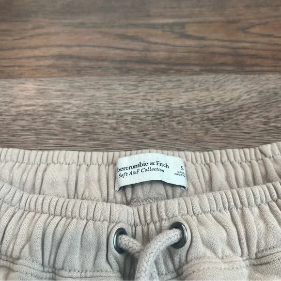 Abercrombie & Fitch Cream Joggers Size Small Lounge Casual Cozy Sweatpants - Picture 7 of 10